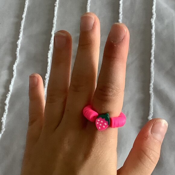 🍓*Handmade By Callie* Beautiful Strawberry Ring 🍓 - Picture 1 of 4